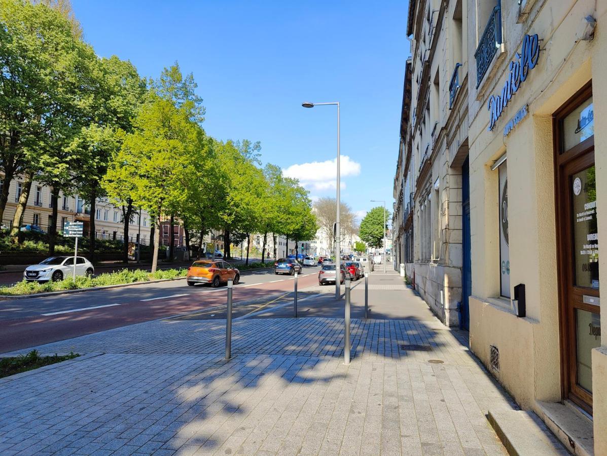 Appart'homecity - Marne 1850 Apartamento